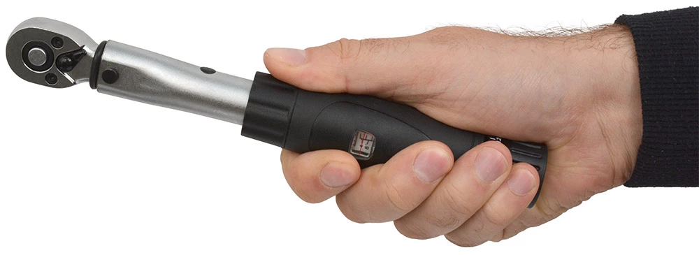 Radon Clé Dynamométrique Comp 1/4" 2-24 Nm + Sélection D'embouts 9 Pièces 6 Radon Clé Dynamométrique Comp 1/4" 2-24 Nm + Sélection D'embouts 9 Pièces – Image 4