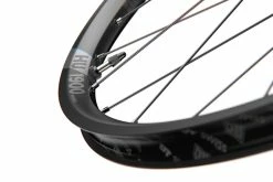 Dt-swiss HU 1900 Spline® 29" 25mm CL Roue Arrière 11 Dt-swiss HU 1900 Spline® 29" 25mm CL Roue Arrière -Vélo Soldes DTSwiss HU 1900 ProdctDetail Rim 002 1920pxW9g4OiHwLmMa3