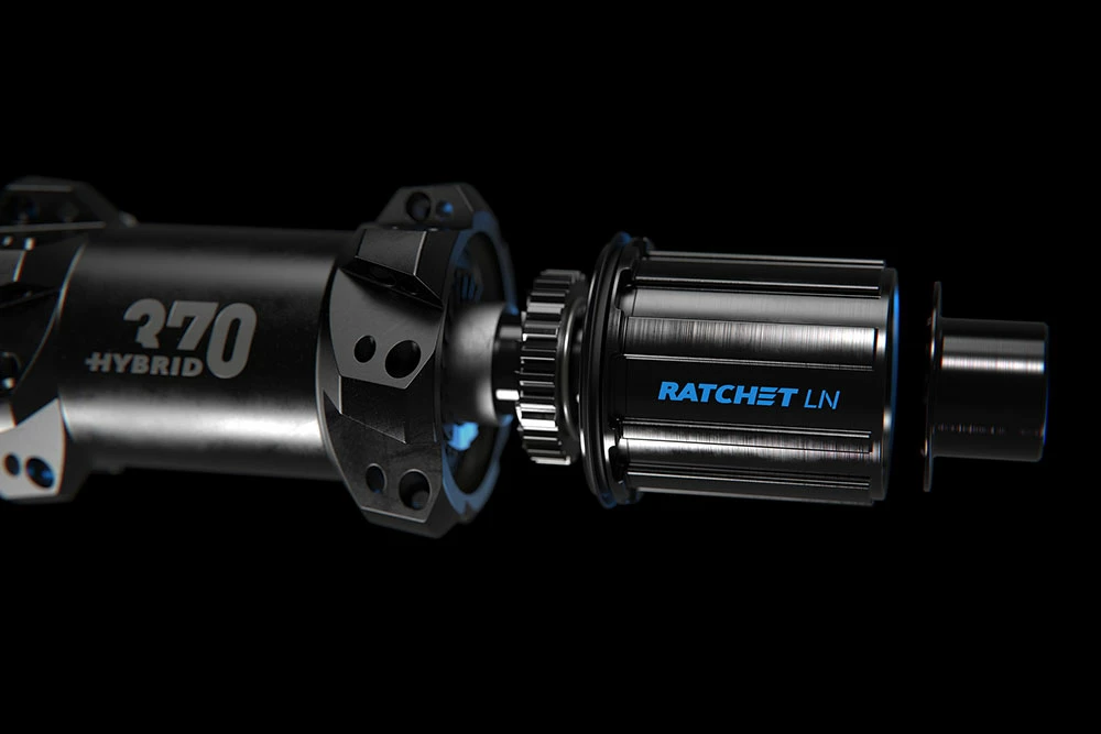 Dt-swiss Roue Arrière HU 1900 Spline® 27,5" 35mm CL Boost 8 Dt-swiss Roue Arrière HU 1900 Spline® 27,5" 35mm CL Boost – Image 6