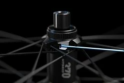 Dt-swiss Roue Avant HU 1900 Spline® 27,5" 35mm CL Boost 11 Dt-swiss Roue Avant HU 1900 Spline® 27,5" 35mm CL Boost -Vélo Soldes DTSwiss Hybrid Utility Spoke Cut 1920px4G65njEMlvgX0