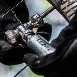 Lezyne CO₂ Entraînement De Contrôle De La Pompe 7 Lezyne CO₂ Entraînement De Contrôle De La Pompe -Vélo Soldes Lezyne 1 C2 CTRLDR V106 20052321 CO2 Pumpe Control Drive 2